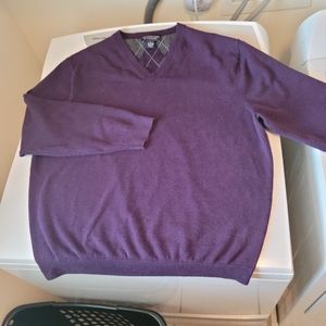 Roundtree & Yorke sweater